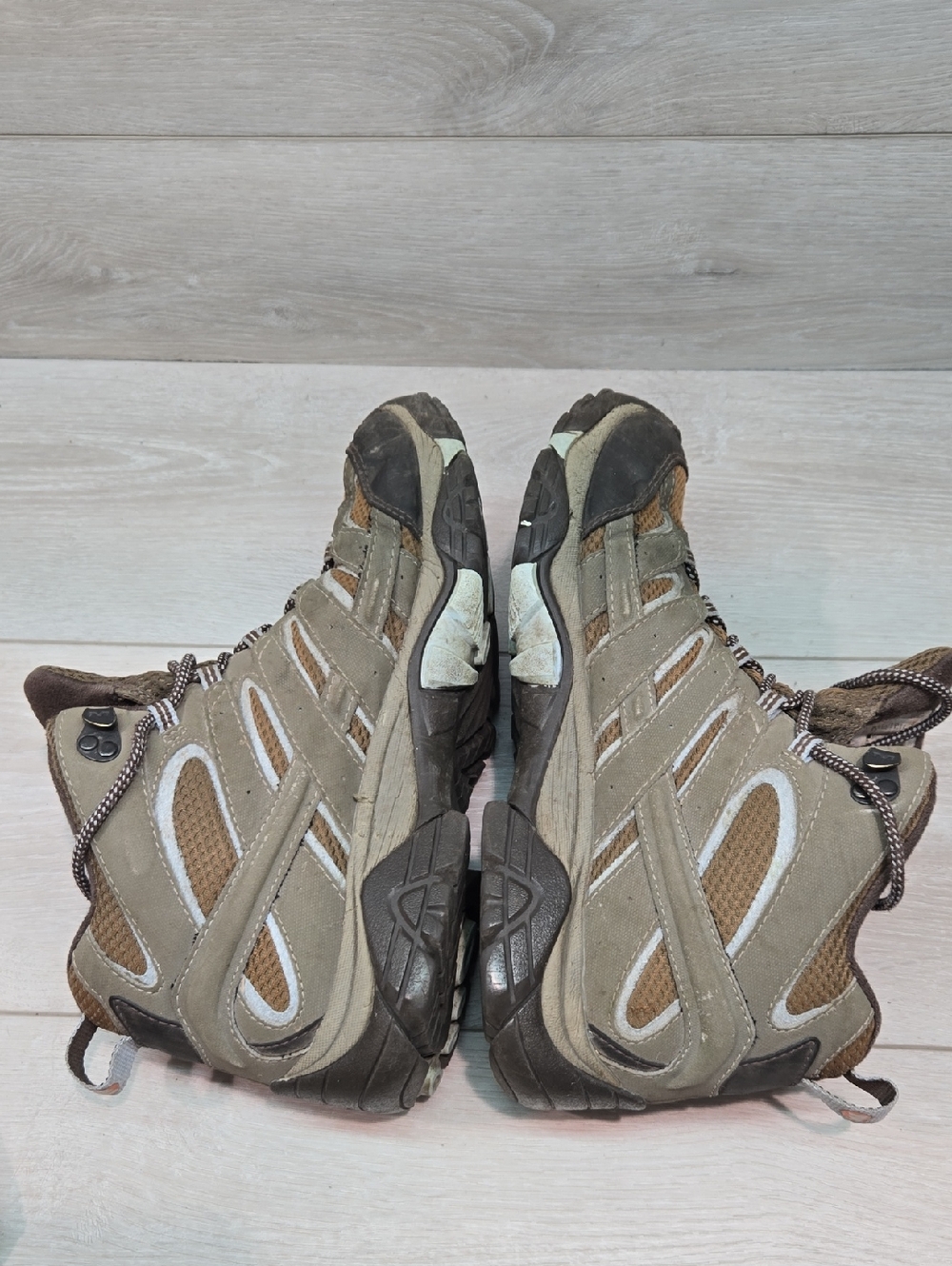 Merrell Women's J99796 Brown Hiking Outdoor High Mid-Top Boots Sneakers Shoes 11 - Picture 9 of 11